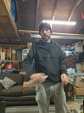 Snapshot of F_D_R_ chatting on February 15, 11:56 pm F D R online show from February 15, 11:56 pm