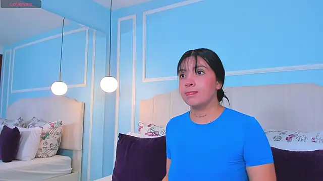 ashley foox online show from February 11, 9:42 pm