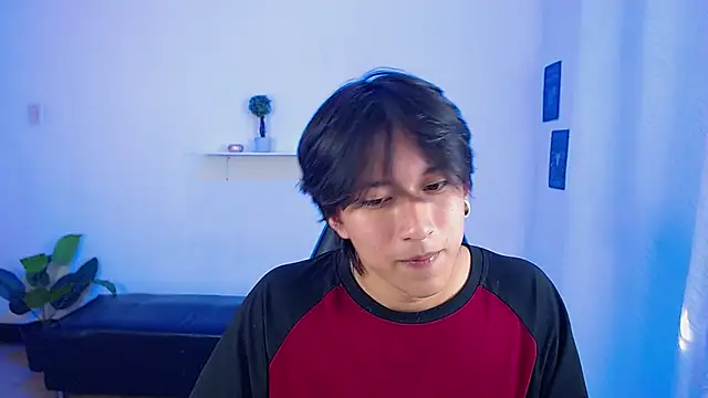 nikoo 18 online show from April 21, 2:23 pm