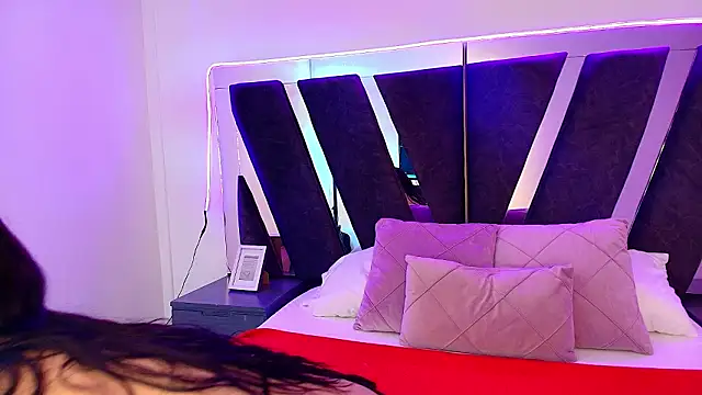 sophia love   online show from February 25, 1:54 pm