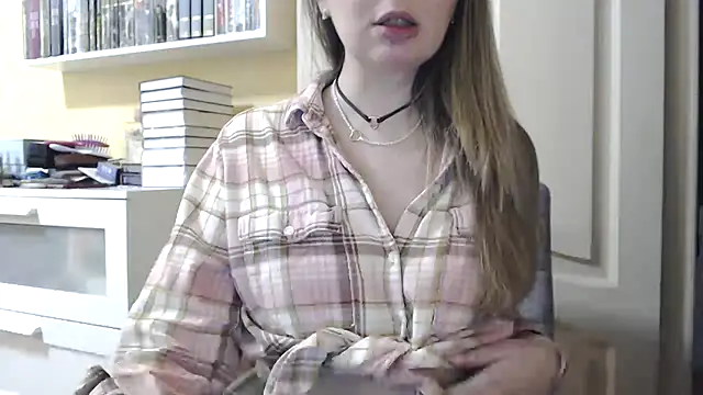 Snapshot of Tasiya chatting on February 5, 1:27 pm Tasiya online show from February 5, 1:27 pm