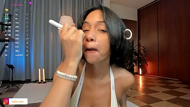 karinnixx online show from July 18, 7:39 pm