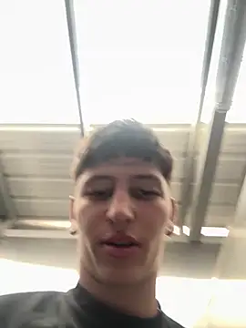 Snapshot of ARON_LUXX chatting on February 28, 2:51 pm ARON LUXX online show from February 28, 2:51 pm