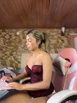 Snapshot of khaimi_ chatting on February 12, 7:31 pm khaimi online show from February 12, 7:31 pm