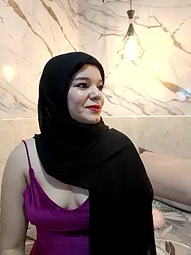 Snapshot of _Nadiiaa chatting on February 4, 1:28 pm Nadiiaa online show from February 4, 1:28 pm