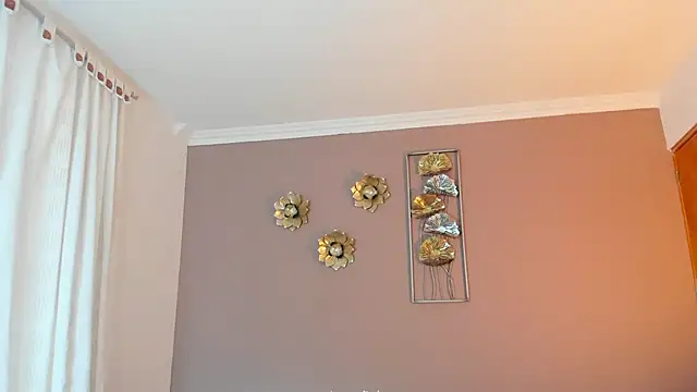 neyder sanz online show from February 21, 12:39 pm