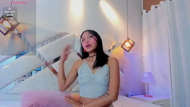 Snapshot of Wildkiitty chatting on February 22, 4:24 am Wildkiitty online show from February 22, 4:24 am