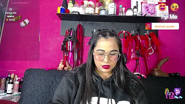 shannon queen- online show from June 26, 6:29 am
