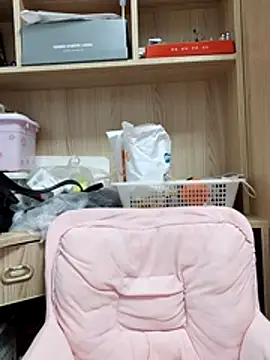 Jennie dogy online show from July 18, 1:37 pm