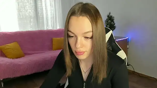 Snapshot of CandyGyrl chatting on February 11, 8:08 am CandyGyrl online show from February 11, 8:08 am