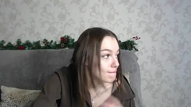 Snapshot of CandyGyrl chatting on February 12, 8:09 am CandyGyrl online show from February 12, 8:09 am