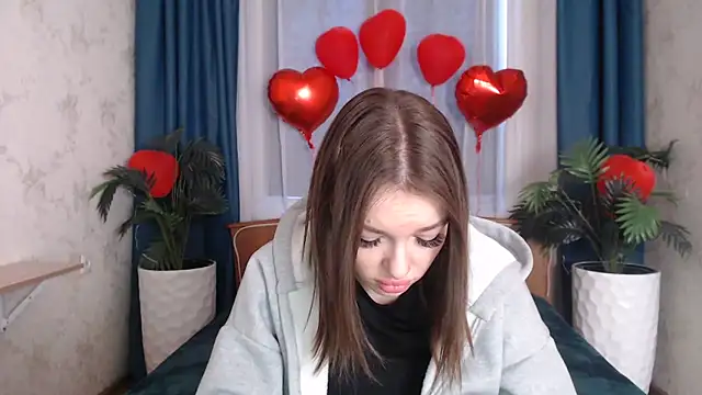 Snapshot of CandyGyrl chatting on February 24, 1:14 am CandyGyrl online show from February 24, 1:14 am