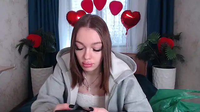 Snapshot of CandyGyrl chatting on February 26, 8:02 am CandyGyrl online show from February 26, 8:02 am