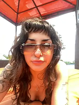 AngelaCox online show from July 17, 5:47 am