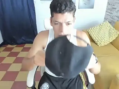 Snapshot of Andres_sant_ chatting on March 18, 3:09 am Andres sant online show from March 18, 3:09 am