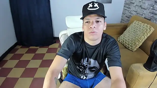 Snapshot of Andres_sant_ chatting on March 21, 7:35 am Andres sant online show from March 21, 7:35 am