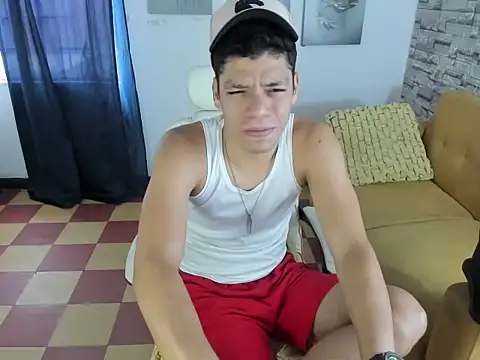 Snapshot of Andres_sant_ chatting on March 22, 9:51 pm Andres sant online show from March 22, 9:51 pm