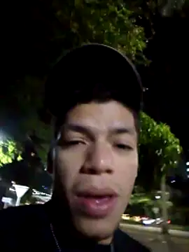 Snapshot of Andres_sant_ chatting on April 2, 2:31 am Andres sant online show from April 2, 2:31 am