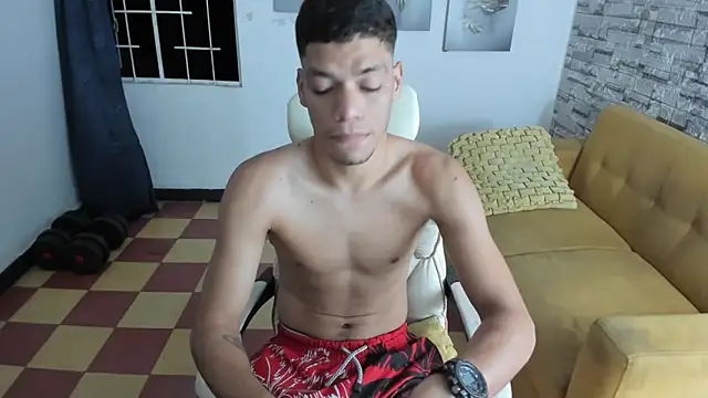 Snapshot of Andres_sant_ chatting on April 4, 7:28 am Andres sant online show from April 4, 7:28 am