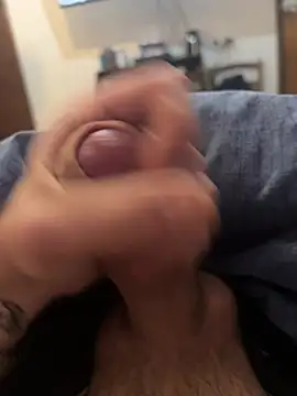 Snapshot of simo232323 chatting on March 2, 5:42 pm simo232323 online show from March 2, 5:42 pm