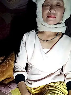 witch-xx online show from March 18, 5:49 pm