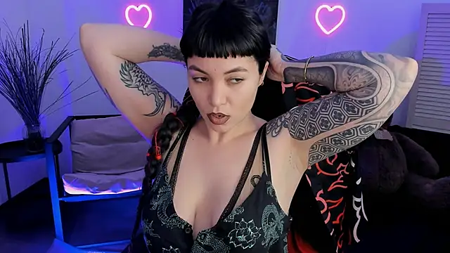 NeoGeisha online show from March 13, 1:07 pm