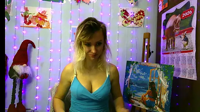 Snapshot of HarleyWidLife chatting on February 26, 5:01 pm HarleyWidLife online show from February 26, 5:01 pm