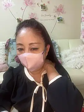 Snapshot of Nokaze-LOVE chatting on March 1, 9:22 am Nokaze-LOVE online show from March 1, 9:22 am