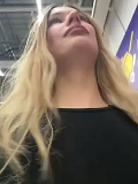 blonde exe online show from May 26, 3:08 pm