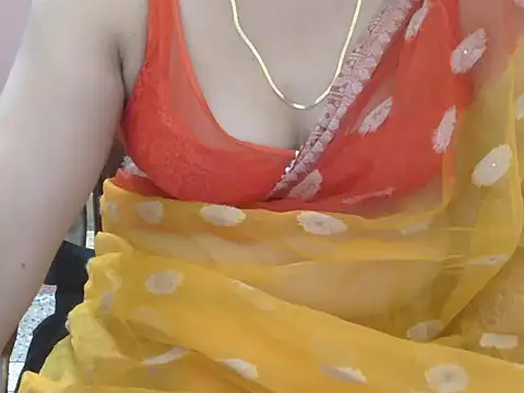 Cute Sheetal online show from May 26, 12:45 pm