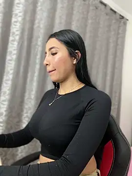 Snapshot of MEDUSA_EF chatting on February 8, 3:26 pm MEDUSA EF online show from February 8, 3:26 pm