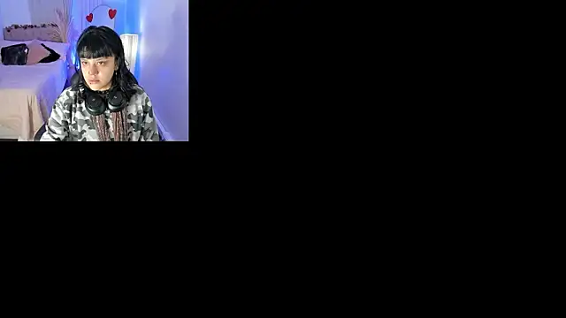 Snapshot of Nahemot_sadish chatting on February 14, 12:02 pm Nahemot sadish online show from February 14, 12:02 pm