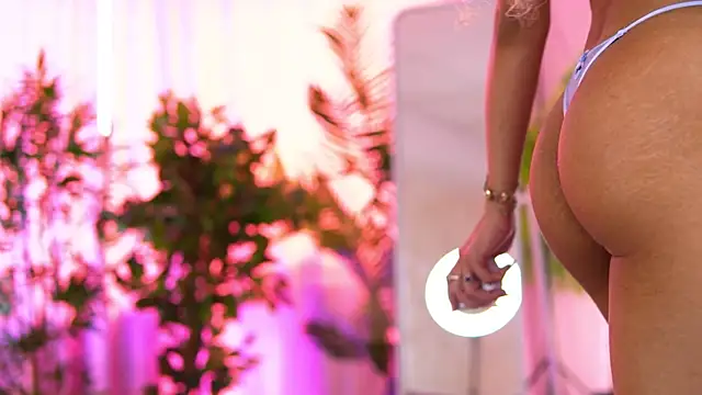 Snapshot of ExoticTala chatting on February 26, 10:14 am ExoticTala online show from February 26, 10:14 am