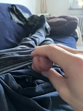 Snapshot of ManuelCervantes1972 chatting on February 8, 3:26 pm ManuelCervantes1972 online show from February 8, 3:26 pm