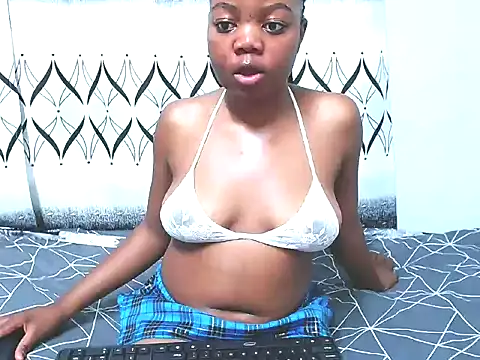 Snapshot of AlliBabe chatting on February 12, 6:47 pm AlliBabe online show from February 12, 6:47 pm