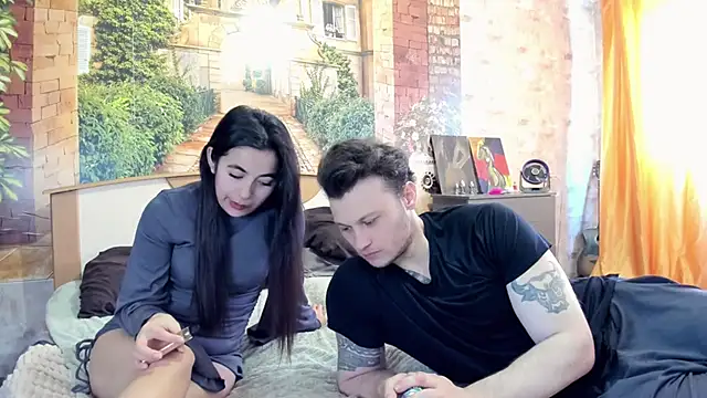  littleangie  online show from April 15, 2:07 am