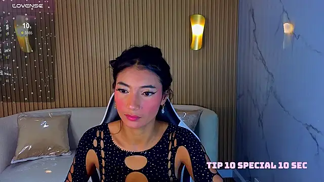 Snapshot of Perla_Moon_Tx chatting on February 21, 12:50 pm Perla Moon Tx online show from February 21, 12:50 pm