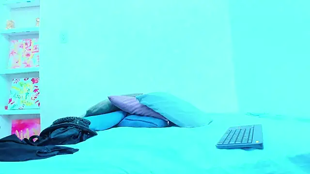 Rebeccamitchell online show from April 13, 1:38 pm