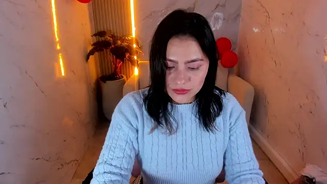 Snapshot of rox_luxury_tf chatting on February 26, 9:14 pm rox luxury tf online show from February 26, 9:14 pm