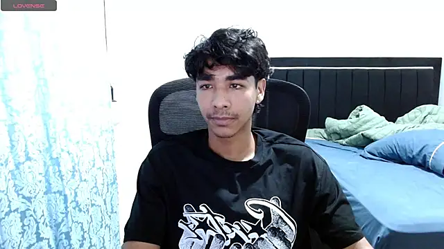 Pedestal diamant online show from March 13, 12:17 am