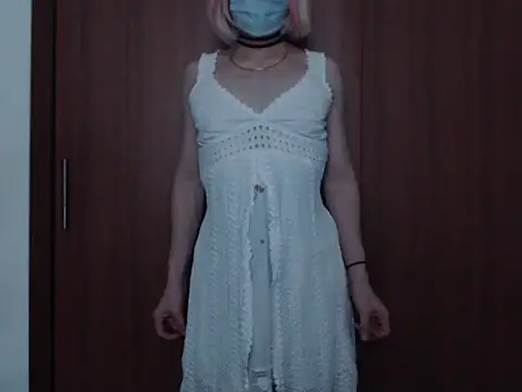 Snapshot of SissyBitsy chatting on February 26, 9:47 pm SissyBitsy online show from February 26, 9:47 pm