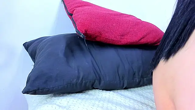 Julieta-Horny- online show from February 25, 12:59 pm