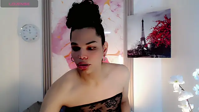 Zonce shimer online show from May 11, 7:33 pm