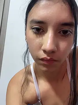 Snapshot of ScarlettMus chatting on February 10, 7:51 pm ScarlettMus online show from February 10, 7:51 pm