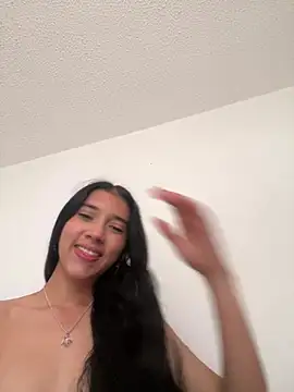 Snapshot of ScarlettMus chatting on February 15, 9:44 pm ScarlettMus online show from February 15, 9:44 pm