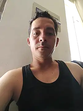 Snapshot of Santiago_vnz chatting on February 18, 3:19 pm Santiago vnz online show from February 18, 3:19 pm