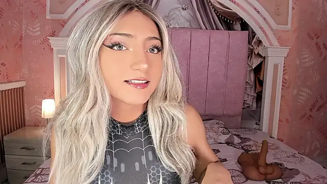 Snapshot of sweetness_siren chatting on February 26, 5:17 am sweetness siren online show from February 26, 5:17 am