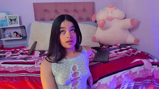 Snapshot of SophieAdamst chatting on February 25, 7:23 pm SophieAdamst online show from February 25, 7:23 pm