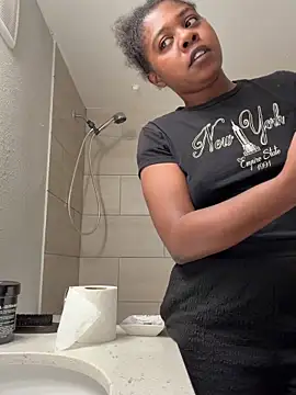 Ebony Queeen online show from March 26, 9:31 pm