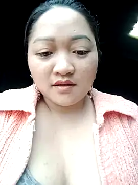 Snapshot of cuunon11 chatting on February 14, 2:41 am cuunon11 online show from February 14, 2:41 am